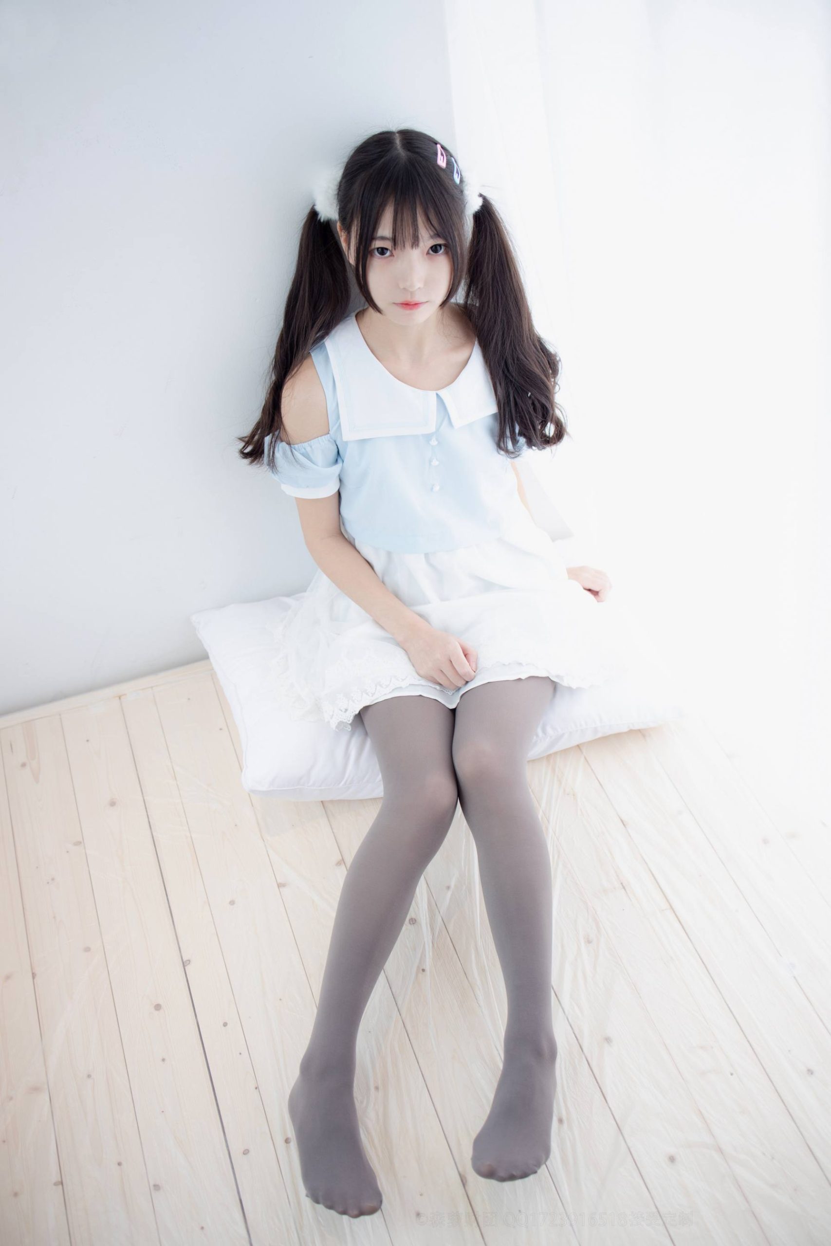 图片[2]-超级甜美的灰丝小姑娘【86P】20005-野途图库