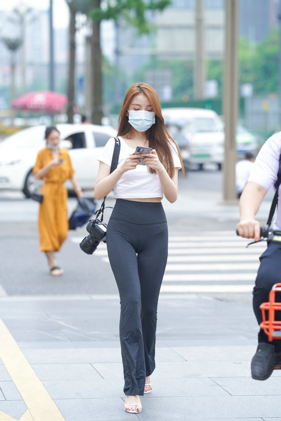 图片[3]-玩单反机的瑜伽裤女孩  J1270 498P5V-28.6GB-野途图库