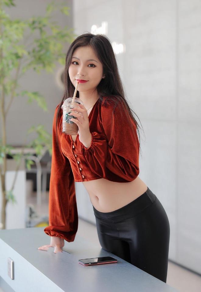 图片[3]-非常甜美的皮裤女孩 J1236 322P11V-16.4GB-野途图库