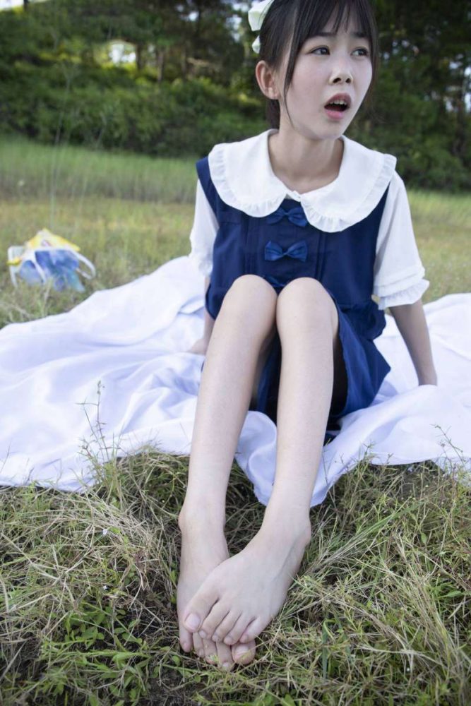 非常甜美的牛仔裙女孩【226P】20021-野途图库