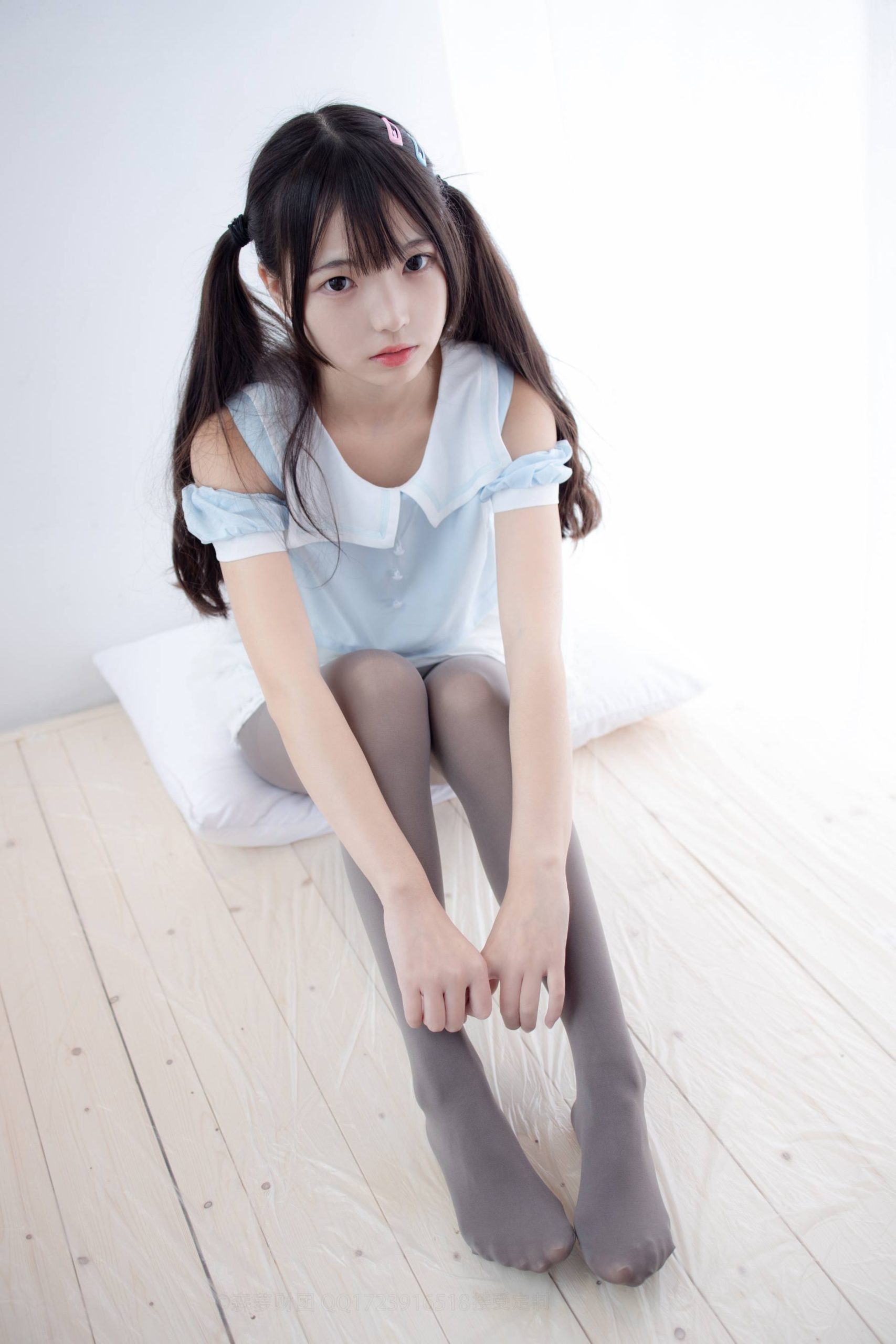 图片[3]-超级甜美的灰丝小姑娘【86P】20005-野途图库
