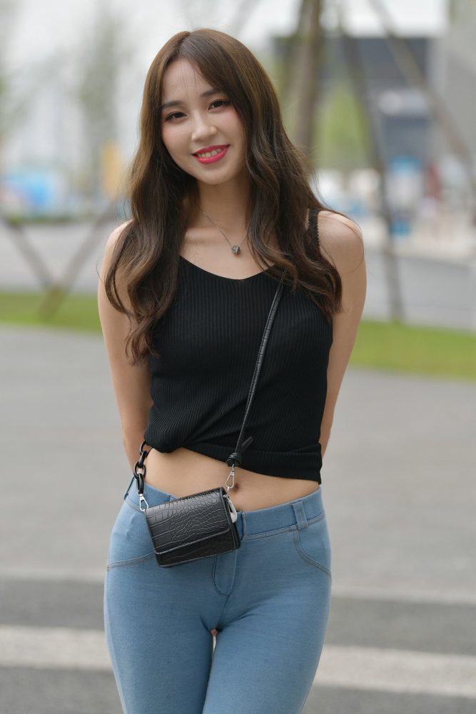 紧身牛仔裤女孩J3808 276P-3.31GB-野途图库