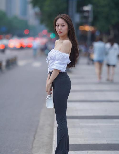 图片[3]-身材非常哇塞的瑜伽裤女孩  J1333 521P6V-21.6GB-野途图库